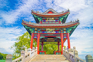 依依香蕉在线／创新游戏盛宴，百万玩家追捧：揭秘“依依香蕉”引领潮流的秘密