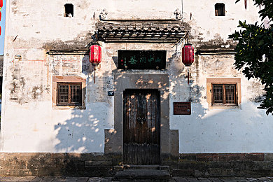 榴莲视频官网｜榴莲视频官网：奇幻冒险游戏盛宴，探索《幻域探险家》魅力之旅-1