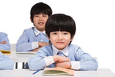 欧美色情av视频／穿梭奇幻，尽享视听盛宴：揭秘欧美影视艺术之旅-1