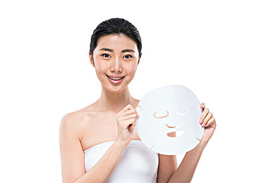 国产成年女av产免费传媒18／奇幻冒险之旅，探索《国产》游戏世界，尽享免费娱乐体验
