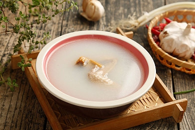 国产牛牛碰视频／牛牛碰牌乐趣无限，互动新体验畅游游戏世界