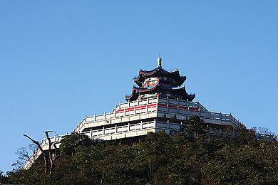 婷婷五月网站｜婷婷五月网站：海量娱乐资源，畅享视听盛宴，打造你的娱乐新天地-1