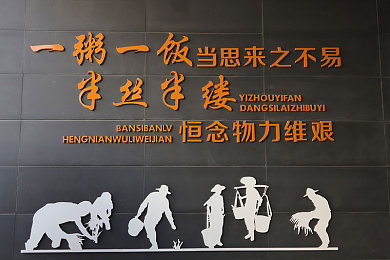 av免费网站地址／揭秘网络迷雾：免费AV网站泛滥，版权侵权与低俗内容如何影响网络安全？-1