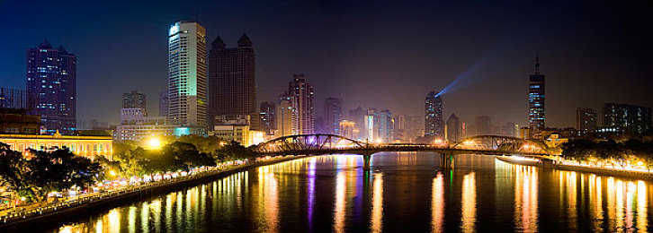 av免费线上／沉浸奇幻，共赴冒险：揭秘免费虚拟社交乐园-2