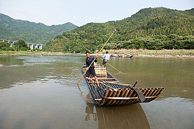 极品销魂视频免费／网络共享风潮下，免费优质视频引热议：版权保护与内容价值再思考-2