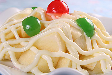 免费吃瓜 黑料泄密｜探秘游戏幕后：免费大餐，揭秘热门游戏黑料传奇