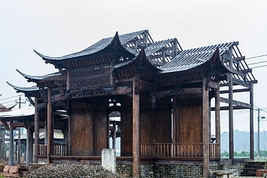 壮志凌云女飞行员｜翱翔梦想，勇攀高峰的女飞行员传奇