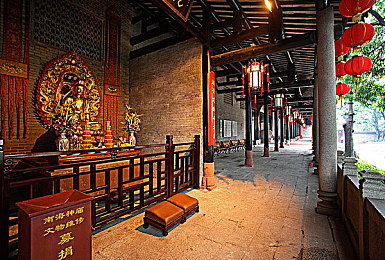 北岛玲｜北岛玲：非凡蜕变，闪耀娱乐圈