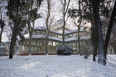 34强力打造免费播放大全｜免费游戏盛宴：全面解析热门手游，打造玩家专属游戏库-1