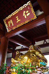 大香蕉x／穿越时空的桌面传奇：揭秘大香蕉X，经典游戏魅力依旧-3