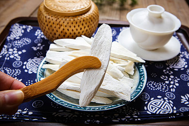 麻豆传媒最新视频／揭秘视觉盛宴：麻豆传媒新片来袭，时尚科技娱乐盛宴精彩呈现-1