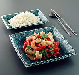 国产麻豆三级精品／国产游戏新境界开启：麻豆三级精品好评如潮，玩家沉浸式体验畅享乐趣-2