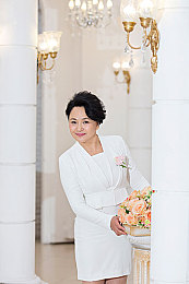 两个猛男脱裤子摸jiji秘｜醉酒失控事件引发社会对道德与规范的深思-3