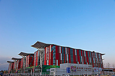 麻豆双飞／奇幻冒险中浪漫同行，手游新宠“麻豆双飞”引领情感冒险风潮-4