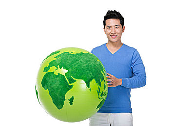 黑人巨大异族娇小｜基因奇缘：异族娇小兄妹的奇幻冒险之旅-2