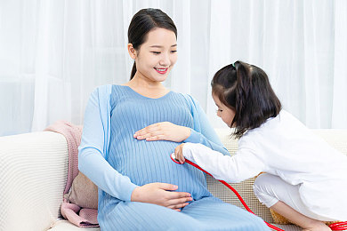 美女直播福利群／网络魅力背后的诱惑与反思：揭秘直播福利群现象-2
