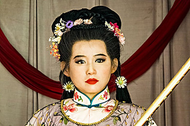 操丝袜美女国产剧情av／丝袜迷踪：悬疑剧情，视觉盛宴，激情解锁-4