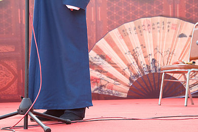 男被绑住秘 四肢取精玩j／“男子遭极端性侵绑架取精，社会关注犯罪预防与受害者保护”-3