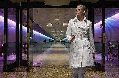 征服了高贵的美妇警花｜勇敢青年赢得警界女神芳心，爱情故事引发社会热议-3
