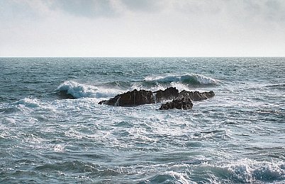 大香蕉影在线／沉浸奇幻探险之旅，畅享《大香蕉影》社交盛宴