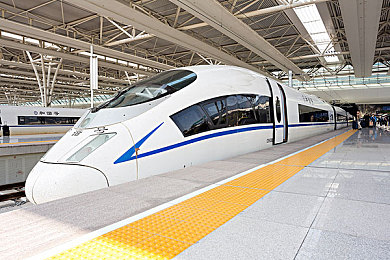 av老熟女bbbhd／魅惑熟女新纪元，行业变革探秘之旅-2
