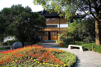 亚洲人妻熟妇／穿越时空，邂逅亚洲风情熟妇浪漫之旅-3