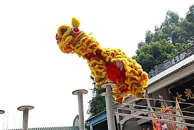 黄色软件app下载3.03｜揭秘网络迷雾：探析“黄色软件app下载3.03”的阴影面-3
