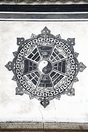 《少妇精油按摩》｜香韵抚慰，身心焕新：探索少妇精油按摩新养生风尚-4
