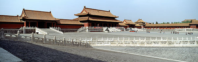 av同人动漫／探秘二次元情缘：成人元素下的动漫同人魅力与自律之道-4