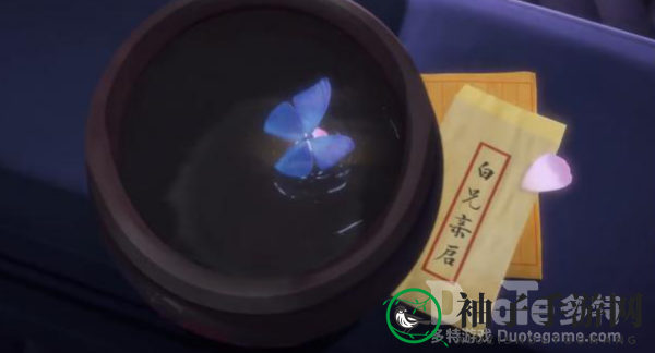 《王者荣耀》五周年庆惊喜连连：四大彩蛋揭秘英雄情缘，玩家心动不已
